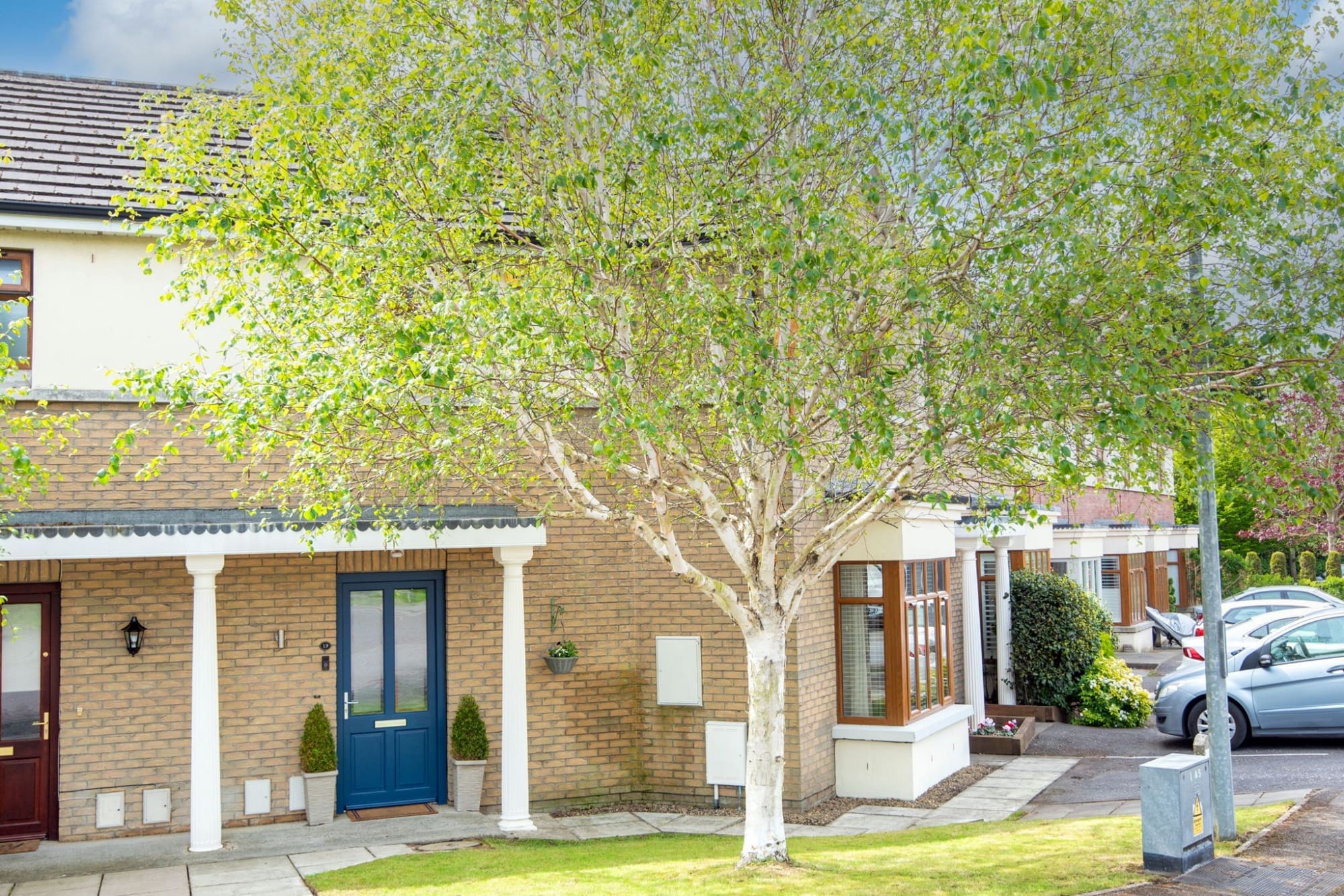 batch_2-web-or-mls-2-print-external-08