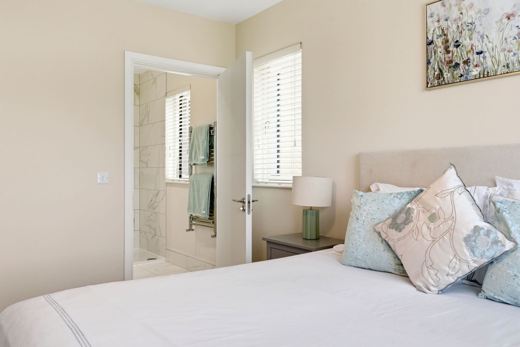 batch_22-web-or-mls-19_Riverview_011