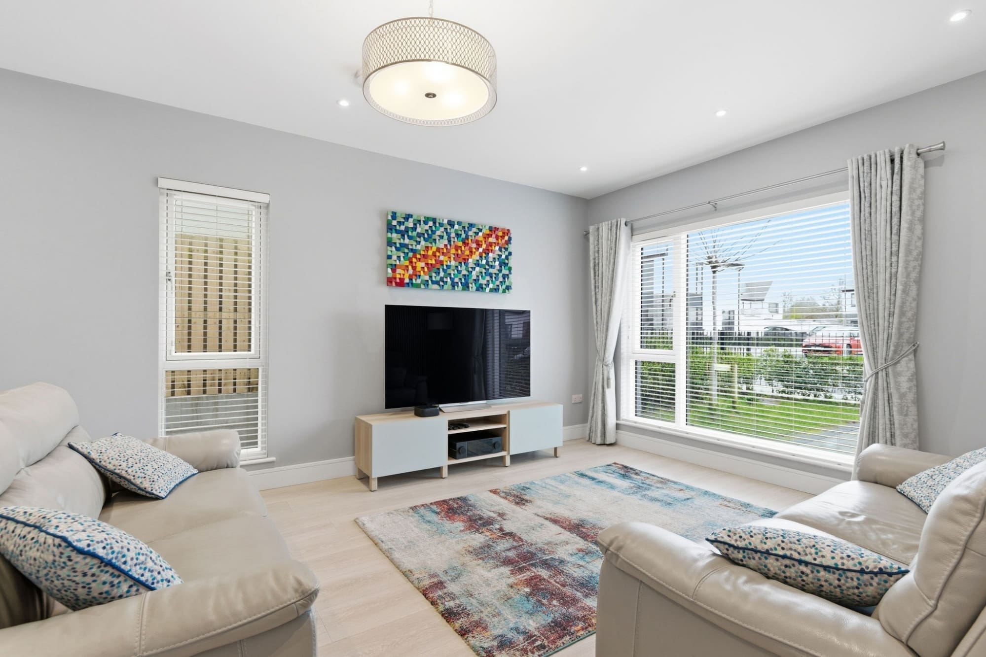 batch_9-web-or-mls-19_Riverview_001