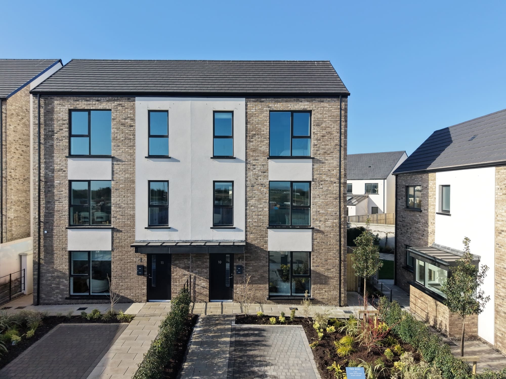 batch_The Keel Exterior