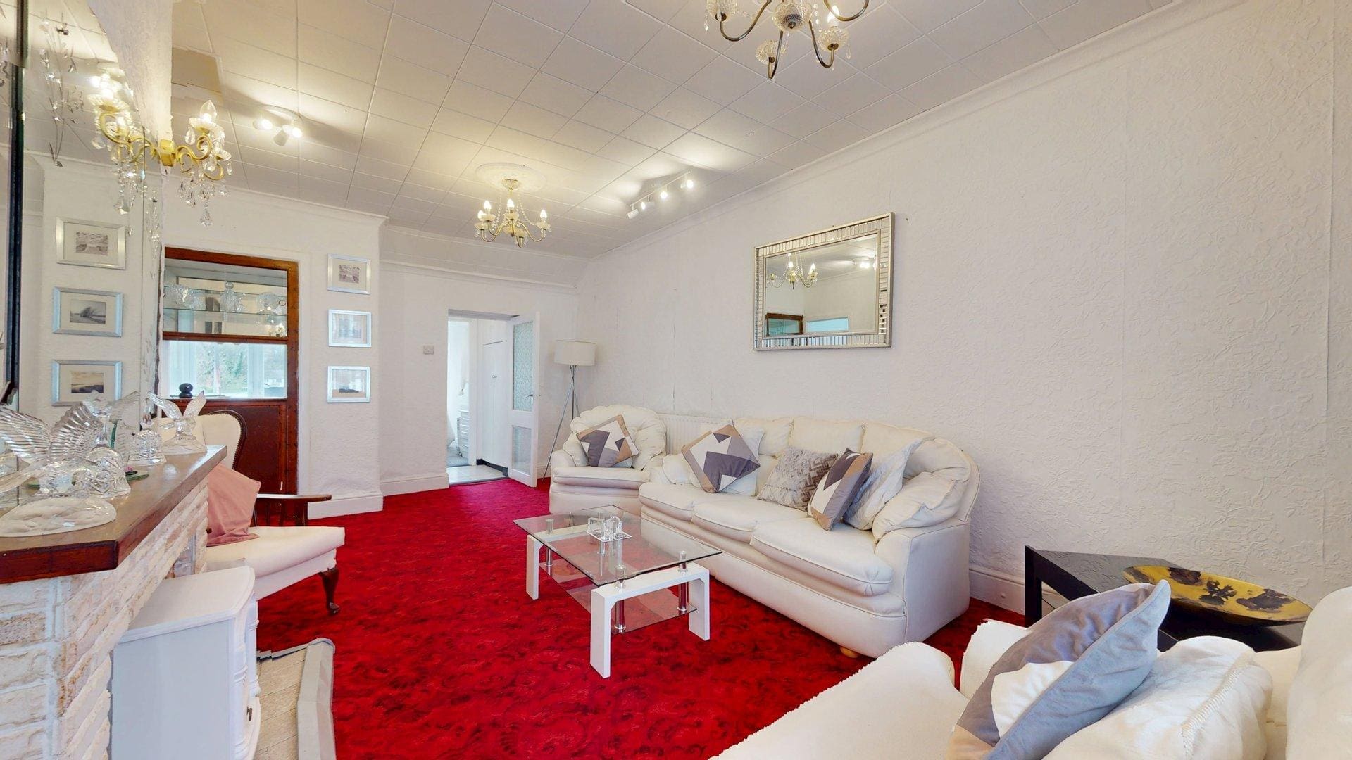 Saint-Peters-Terrace-04082026_172505