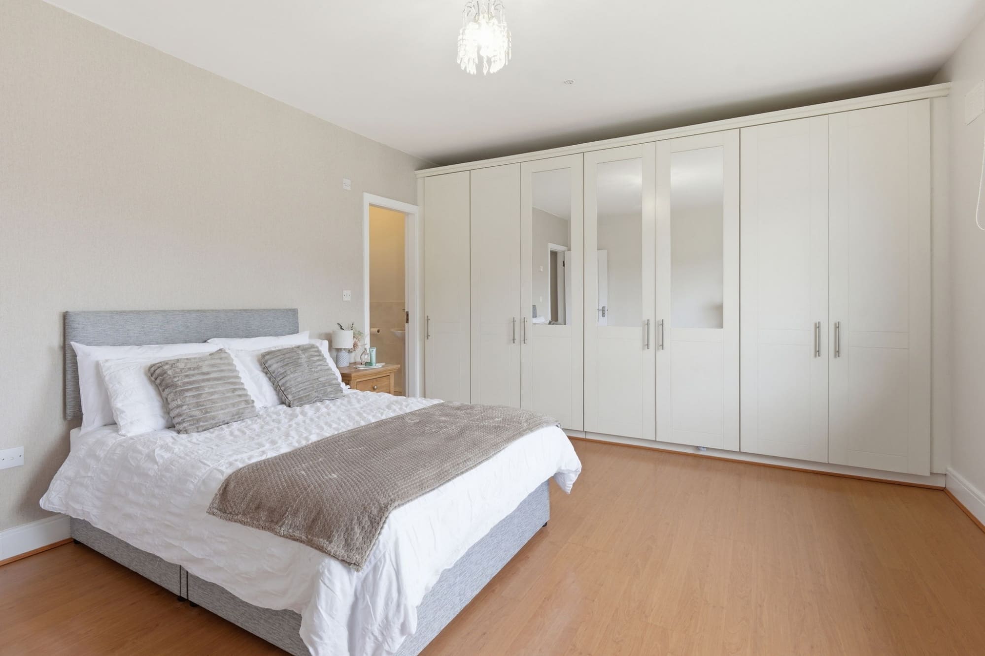 batch_13-web-or-mls-10_Abby_Well_002