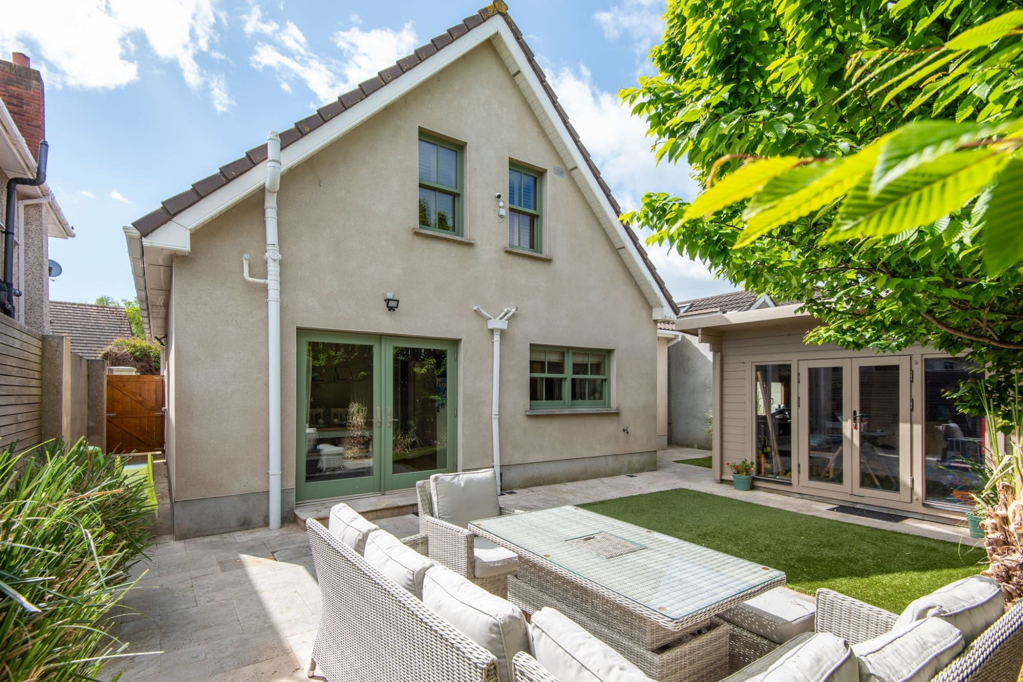 batch_25-web-or-mls-externals-5 39a Saint Domhnachs Well, Sutton, Dublin 13