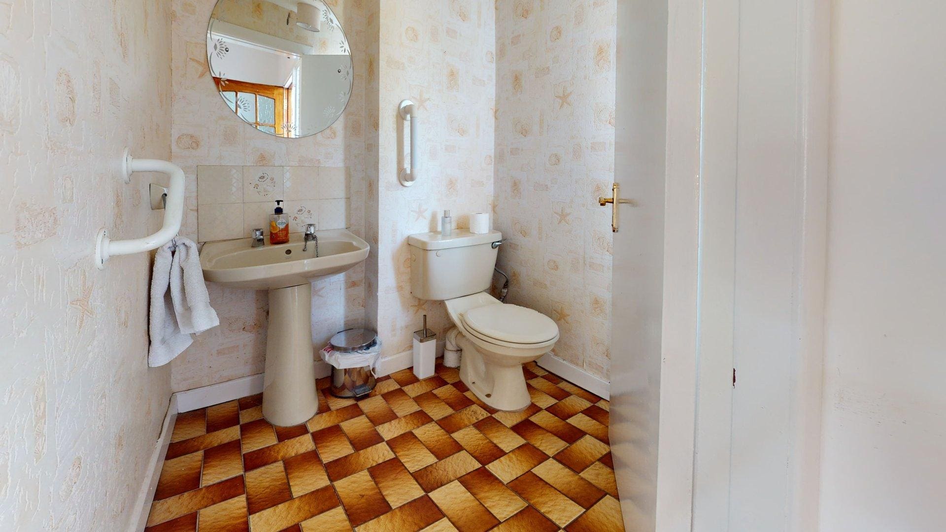172-Howth-Road-Sutton-Dublin-13-Bathroom Doonaree, 172 Howth Road, Sutton, Dublin 13